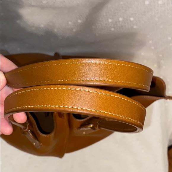 🆕 CHLOÉ Vick Caramel Leather Tote - Picture 7 of 16